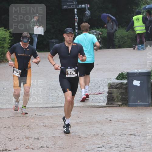 13.09.2026 - Stadtparktriathlon Emre Sener http://msf.ph/oto/10266133 13.09.2026 12:40:47 Laufen 903, 3, 925, 48, 748, 826, 903, 925, 945 meine-sportfotos.de