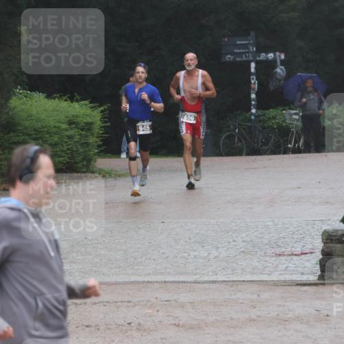 13.09.2026 - Stadtparktriathlon Emre Sener http://msf.ph/oto/10266150 13.09.2026 12:41:05 Laufen 1886, 1945, 886, 945 meine-sportfotos.de