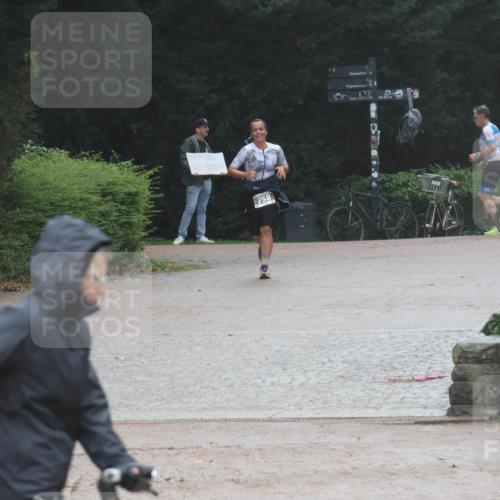 13.09.2026 - Stadtparktriathlon Emre Sener http://msf.ph/oto/10266171 13.09.2026 12:41:19 Laufen 758, 758, 886, 1021 meine-sportfotos.de