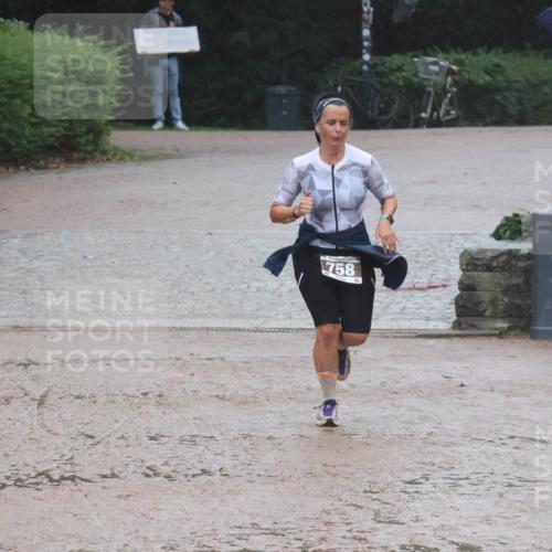 13.09.2026 - Stadtparktriathlon Emre Sener http://msf.ph/oto/10266175 13.09.2026 12:41:26 Laufen 758, 758, 1021 meine-sportfotos.de