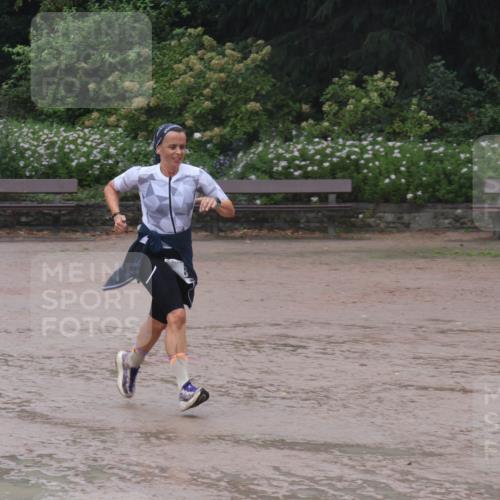 13.09.2026 - Stadtparktriathlon Emre Sener http://msf.ph/oto/10266181 13.09.2026 12:41:30 Laufen 758, 1021 meine-sportfotos.de