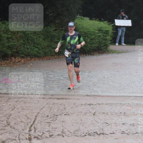 13.09.2026 - Stadtparktriathlon Emre Sener http://msf.ph/oto/10266210 13.09.2026 12:42:13 Laufen 835, 807, 866, 882, 895, 948 meine-sportfotos.de