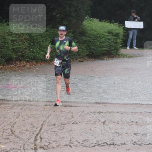 13.09.2026 - Stadtparktriathlon Emre Sener http://msf.ph/oto/10266213 13.09.2026 12:42:14 Laufen 835, 807, 866, 882, 895, 948 meine-sportfotos.de