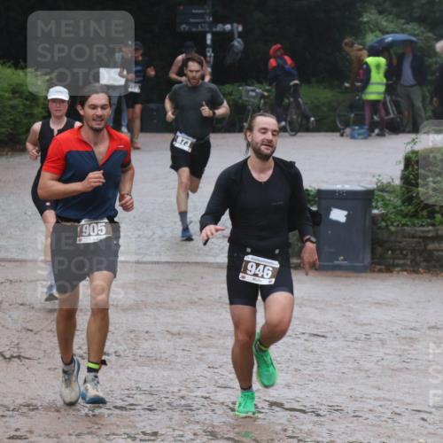 13.09.2026 - Stadtparktriathlon Emre Sener http://msf.ph/oto/10266245 13.09.2026 12:43:08 Laufen 873, 1905, 25, 946, 750, 823, 873, 905, 946 meine-sportfotos.de