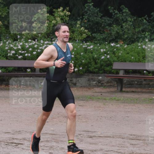 13.09.2026 - Stadtparktriathlon Emre Sener http://msf.ph/oto/10266277 13.09.2026 12:43:51 Laufen 751, 799, 805, 835, 860 meine-sportfotos.de
