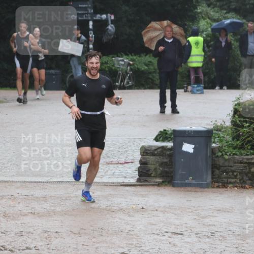 13.09.2026 - Stadtparktriathlon Emre Sener http://msf.ph/oto/10266303 13.09.2026 12:44:31 Laufen 744, 865, 871 meine-sportfotos.de