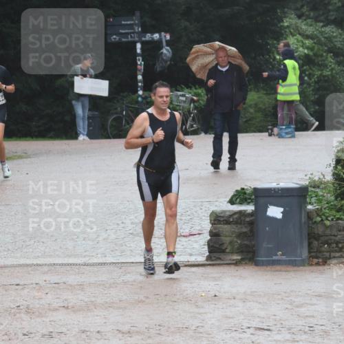 13.09.2026 - Stadtparktriathlon Emre Sener http://msf.ph/oto/10266308 13.09.2026 12:44:38 Laufen 1744, 744, 865, 871 meine-sportfotos.de