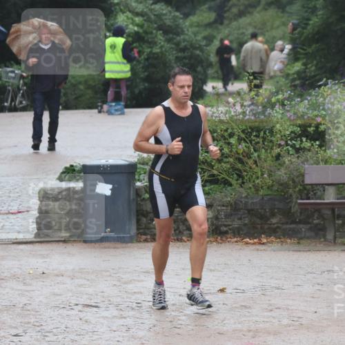 13.09.2026 - Stadtparktriathlon Emre Sener http://msf.ph/oto/10266309 13.09.2026 12:44:40 Laufen 744, 865, 871 meine-sportfotos.de