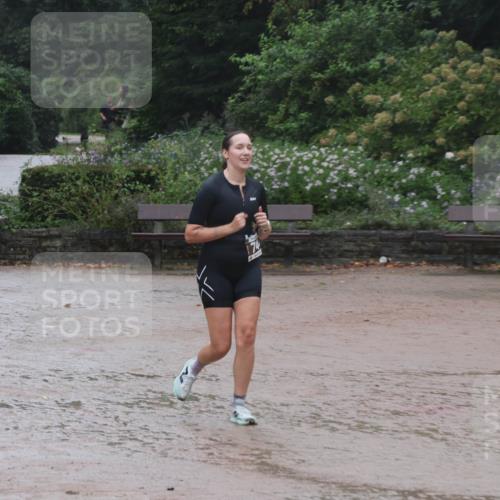 13.09.2026 - Stadtparktriathlon Emre Sener http://msf.ph/oto/10266317 13.09.2026 12:44:48 Laufen 744, 871 meine-sportfotos.de