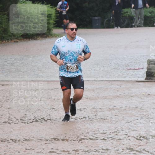 13.09.2026 - Stadtparktriathlon Emre Sener http://msf.ph/oto/10266328 13.09.2026 12:45:02 Laufen 939, 744, 767, 939, 985 meine-sportfotos.de