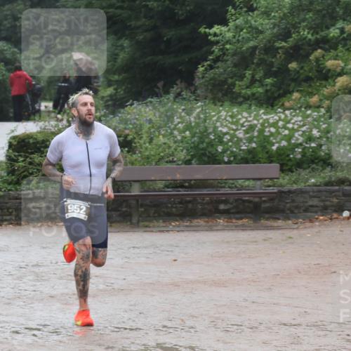 13.09.2026 - Stadtparktriathlon Emre Sener http://msf.ph/oto/10266422 13.09.2026 12:47:21 Laufen 952, 756, 952 meine-sportfotos.de