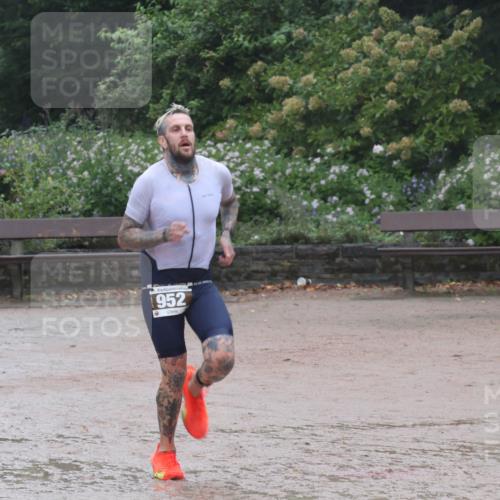 13.09.2026 - Stadtparktriathlon Emre Sener http://msf.ph/oto/10266423 13.09.2026 12:47:22 Laufen 952, 952 meine-sportfotos.de