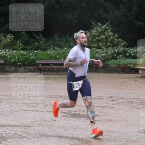 13.09.2026 - Stadtparktriathlon Emre Sener http://msf.ph/oto/10266426 13.09.2026 12:47:23 Laufen 1952, 952 meine-sportfotos.de