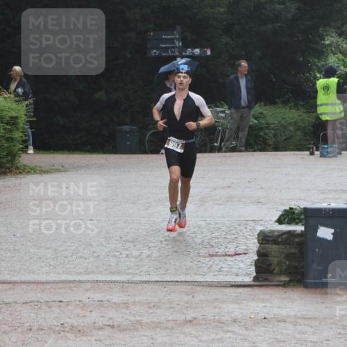 13.09.2026 - Stadtparktriathlon Emre Sener http://msf.ph/oto/10266429 13.09.2026 12:48:00 Laufen 1997, 997 meine-sportfotos.de