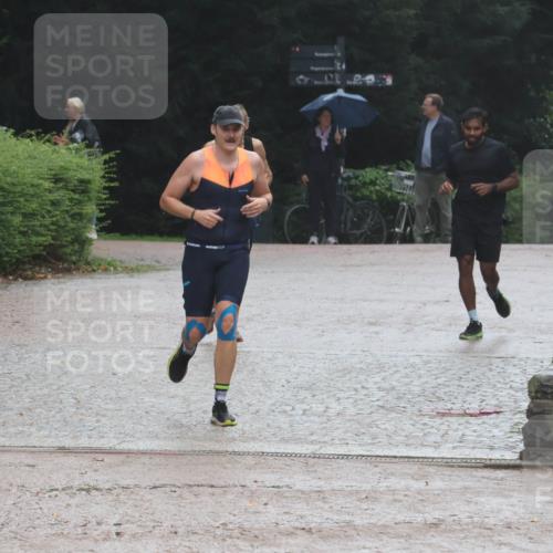 13.09.2026 - Stadtparktriathlon Emre Sener http://msf.ph/oto/10266441 13.09.2026 12:48:25 Laufen 831, 926 meine-sportfotos.de