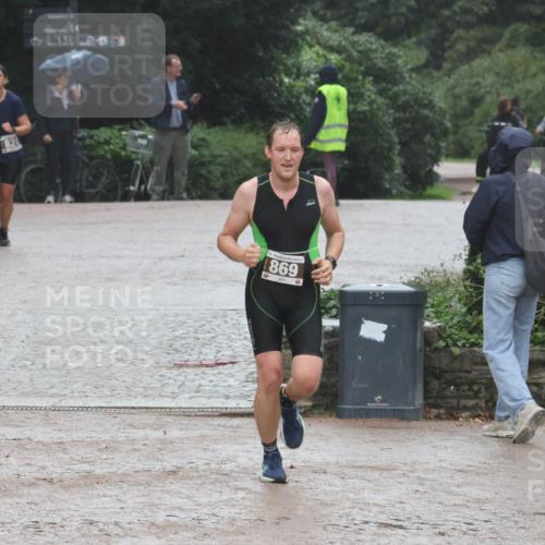 13.09.2026 - Stadtparktriathlon Emre Sener http://msf.ph/oto/10266465 13.09.2026 12:48:46 Laufen 1828, 25, 869, 828, 869, 1800 meine-sportfotos.de