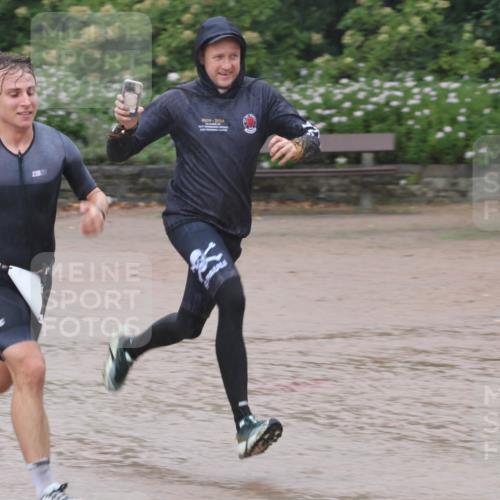 13.09.2026 - Stadtparktriathlon Emre Sener http://msf.ph/oto/10266497 13.09.2026 12:50:25 Laufen 3820, 2009, 2024, 761, 878, 933 meine-sportfotos.de