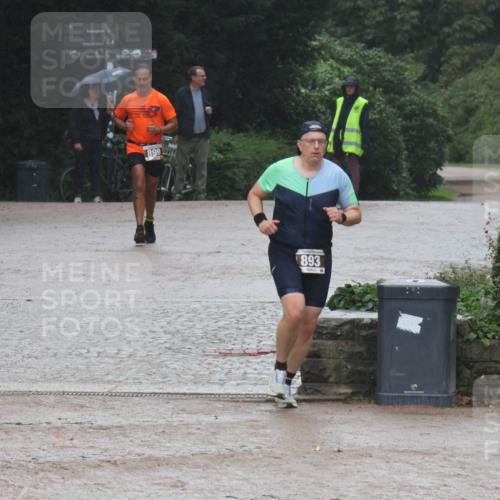 13.09.2026 - Stadtparktriathlon Emre Sener http://msf.ph/oto/10266529 13.09.2026 12:51:40 Laufen 899, 893, 893, 899 meine-sportfotos.de