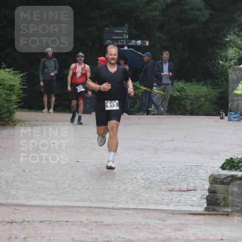 13.09.2026 - Stadtparktriathlon Emre Sener http://msf.ph/oto/10266595 13.09.2026 12:54:15 Laufen 941, 915, 915, 962 meine-sportfotos.de