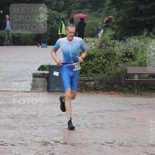13.09.2026 - Stadtparktriathlon Emre Sener http://msf.ph/oto/10266605 13.09.2026 12:54:30 Laufen 962, 915, 962 meine-sportfotos.de