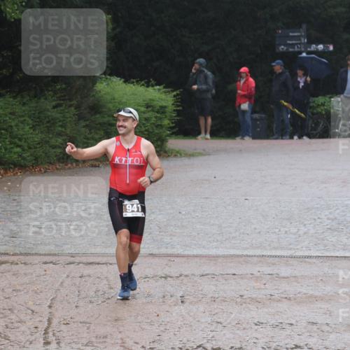 13.09.2026 - Stadtparktriathlon Emre Sener http://msf.ph/oto/10266608 13.09.2026 12:54:33 Laufen 941, 962 meine-sportfotos.de