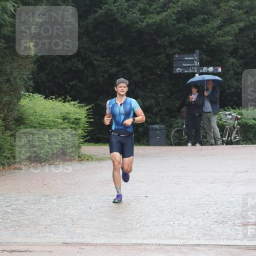 13.09.2026 - Stadtparktriathlon Emre Sener http://msf.ph/oto/10266647 13.09.2026 12:56:00 Laufen 1048, 1067 meine-sportfotos.de