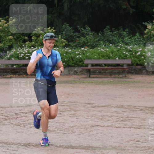13.09.2026 - Stadtparktriathlon Emre Sener http://msf.ph/oto/10266649 13.09.2026 12:56:07 Laufen 1048, 1067 meine-sportfotos.de