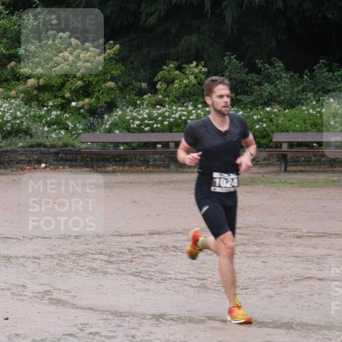 13.09.2026 - Stadtparktriathlon Emre Sener http://msf.ph/oto/10266722 13.09.2026 12:59:15 Laufen 1024, 986, 1024 meine-sportfotos.de