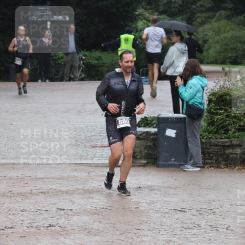 13.09.2026 - Stadtparktriathlon Emre Sener http://msf.ph/oto/10266727 13.09.2026 12:59:39 Laufen 1045, 880, 841, 880, 986, 1045 meine-sportfotos.de