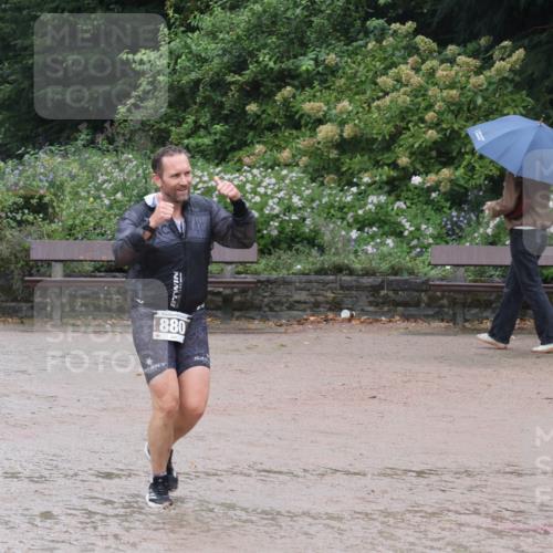 13.09.2026 - Stadtparktriathlon Emre Sener http://msf.ph/oto/10266728 13.09.2026 12:59:42 Laufen 880, 11, 841, 880, 986, 1045 meine-sportfotos.de