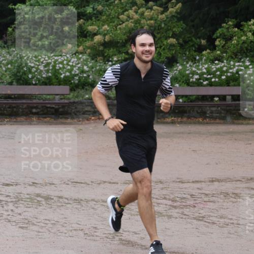13.09.2026 - Stadtparktriathlon Emre Sener http://msf.ph/oto/10266738 13.09.2026 12:59:51 Laufen 841, 880, 1009, 1045 meine-sportfotos.de