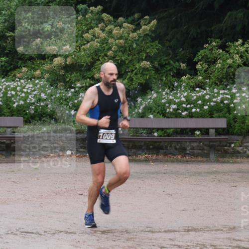 13.09.2026 - Stadtparktriathlon Emre Sener http://msf.ph/oto/10266743 13.09.2026 13:00:11 Laufen 1009, 975, 1009 meine-sportfotos.de