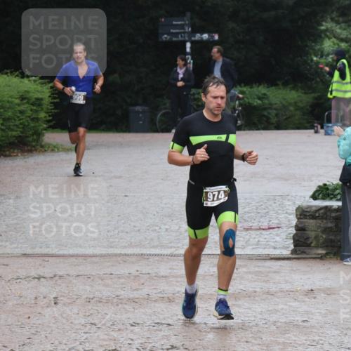 13.09.2026 - Stadtparktriathlon Emre Sener http://msf.ph/oto/10266759 13.09.2026 13:00:40 Laufen 999, 974, 957, 974, 975, 999, 1006, 1050 meine-sportfotos.de
