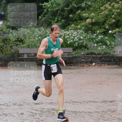 13.09.2026 - Stadtparktriathlon Emre Sener http://msf.ph/oto/10266768 13.09.2026 13:00:53 Laufen 95, 803, 957, 999 meine-sportfotos.de