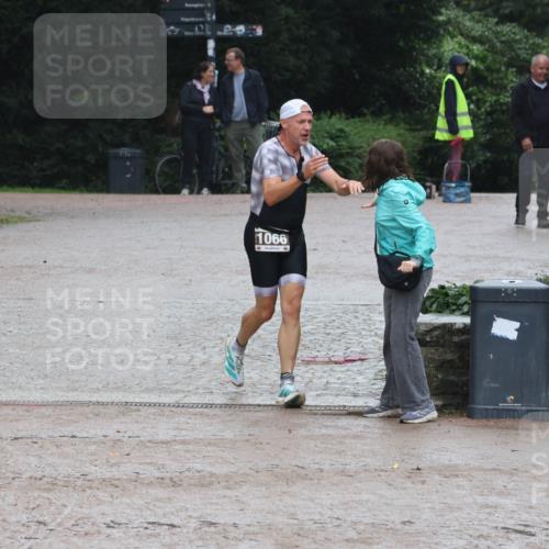 13.09.2026 - Stadtparktriathlon Emre Sener http://msf.ph/oto/10266799 13.09.2026 13:01:56 Laufen 1066, 1066 meine-sportfotos.de