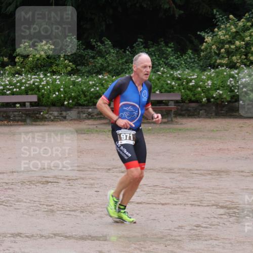 13.09.2026 - Stadtparktriathlon Emre Sener http://msf.ph/oto/10266907 13.09.2026 13:05:43 Laufen 971, 861, 971, 1039, 1064, 1068 meine-sportfotos.de