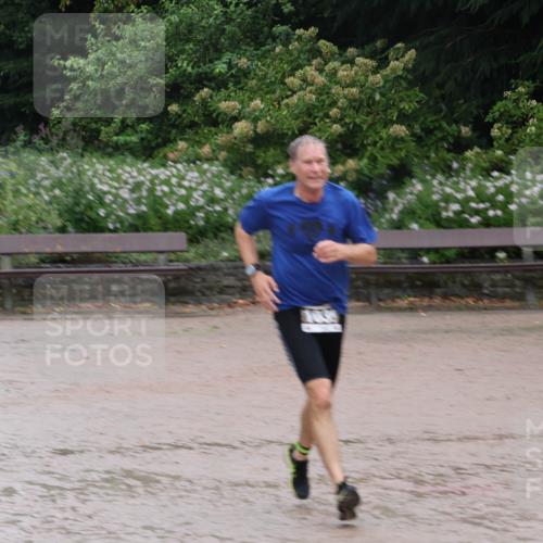 13.09.2026 - Stadtparktriathlon Emre Sener http://msf.ph/oto/10266918 13.09.2026 13:06:02 Laufen 854, 1039 meine-sportfotos.de