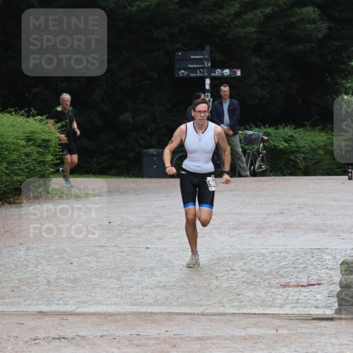 13.09.2026 - Stadtparktriathlon Emre Sener http://msf.ph/oto/10266972 13.09.2026 13:08:09 Laufen 77137, 198, 977, 987 meine-sportfotos.de