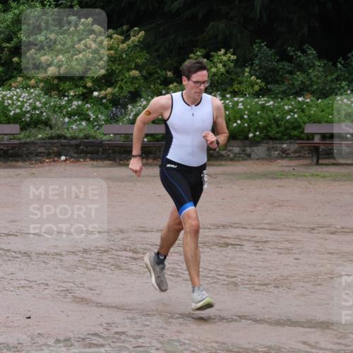 13.09.2026 - Stadtparktriathlon Emre Sener http://msf.ph/oto/10266977 13.09.2026 13:08:16 Laufen 977, 987 meine-sportfotos.de