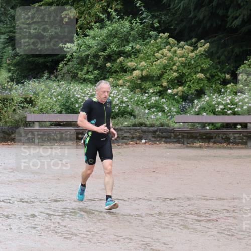 13.09.2026 - Stadtparktriathlon Emre Sener http://msf.ph/oto/10266981 13.09.2026 13:08:23 Laufen 977, 987 meine-sportfotos.de