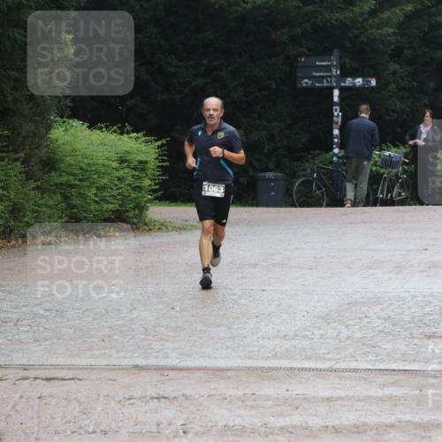 13.09.2026 - Stadtparktriathlon Emre Sener http://msf.ph/oto/10267018 13.09.2026 13:11:09 Laufen 1063, 1063 meine-sportfotos.de