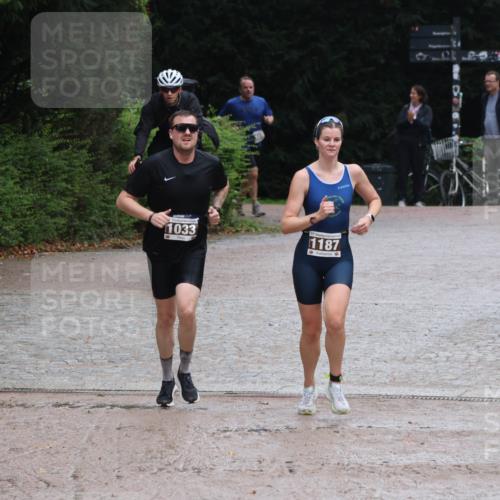 13.09.2026 - Stadtparktriathlon Emre Sener http://msf.ph/oto/10267045 13.09.2026 13:12:11 Laufen 1033, 1187, 1015, 1033, 1187 meine-sportfotos.de