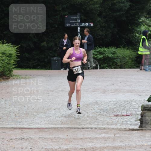 13.09.2026 - Stadtparktriathlon Emre Sener http://msf.ph/oto/10267061 13.09.2026 13:12:55 Laufen 1166, 1166 meine-sportfotos.de