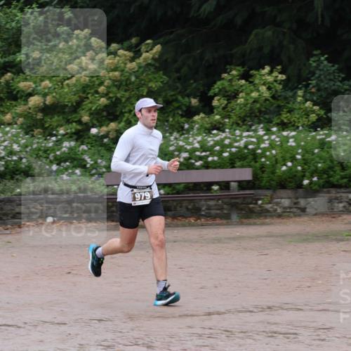 13.09.2026 - Stadtparktriathlon Emre Sener http://msf.ph/oto/10267077 13.09.2026 13:13:58 Laufen 979, 979 meine-sportfotos.de