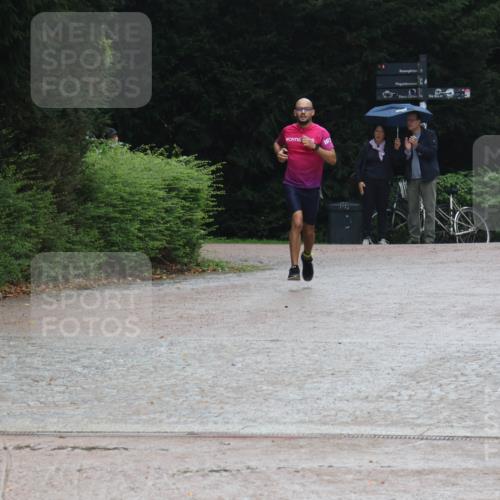 13.09.2026 - Stadtparktriathlon Emre Sener http://msf.ph/oto/10267090 13.09.2026 13:15:01 Laufen 954, 1111 meine-sportfotos.de