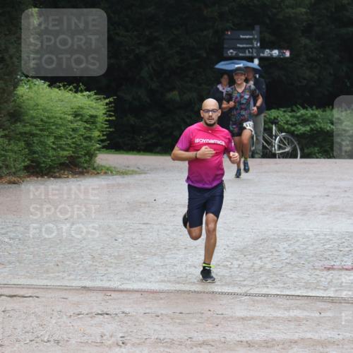 13.09.2026 - Stadtparktriathlon Emre Sener http://msf.ph/oto/10267091 13.09.2026 13:15:05 Laufen 954, 1111 meine-sportfotos.de