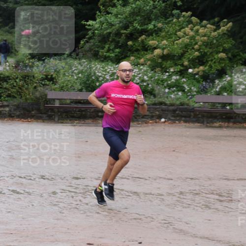 13.09.2026 - Stadtparktriathlon Emre Sener http://msf.ph/oto/10267095 13.09.2026 13:15:09 Laufen 954, 1111 meine-sportfotos.de
