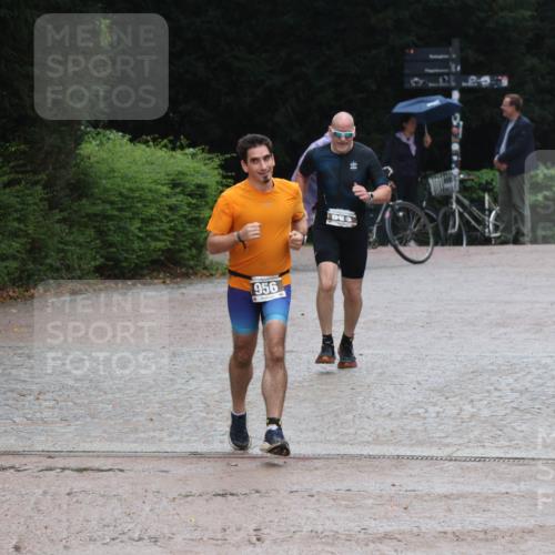 13.09.2026 - Stadtparktriathlon Emre Sener http://msf.ph/oto/10267105 13.09.2026 13:16:48 Laufen 956, 962, 953, 956 meine-sportfotos.de