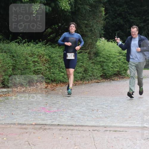13.09.2026 - Stadtparktriathlon Emre Sener http://msf.ph/oto/10267196 13.09.2026 13:21:57 Laufen 959, 11, 959, 1086, 1178 meine-sportfotos.de