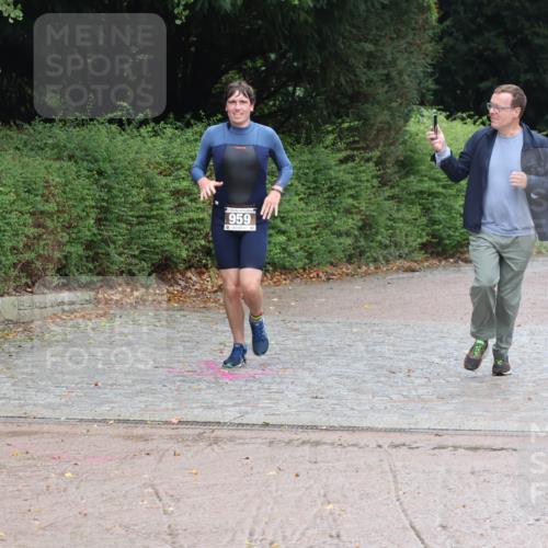 13.09.2026 - Stadtparktriathlon Emre Sener http://msf.ph/oto/10267199 13.09.2026 13:21:58 Laufen 959, 1178, 959, 1031, 1086, 1178 meine-sportfotos.de